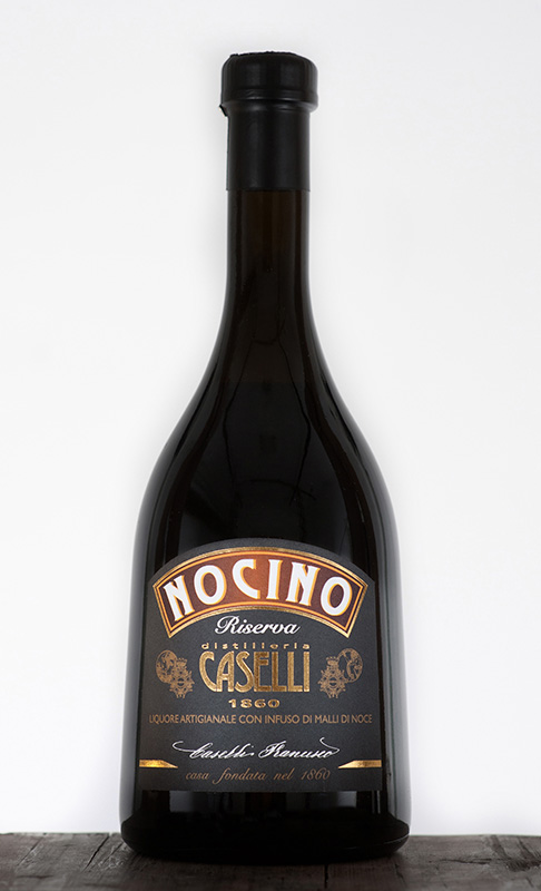 Nocino extra Distilleria riserva Caselli -